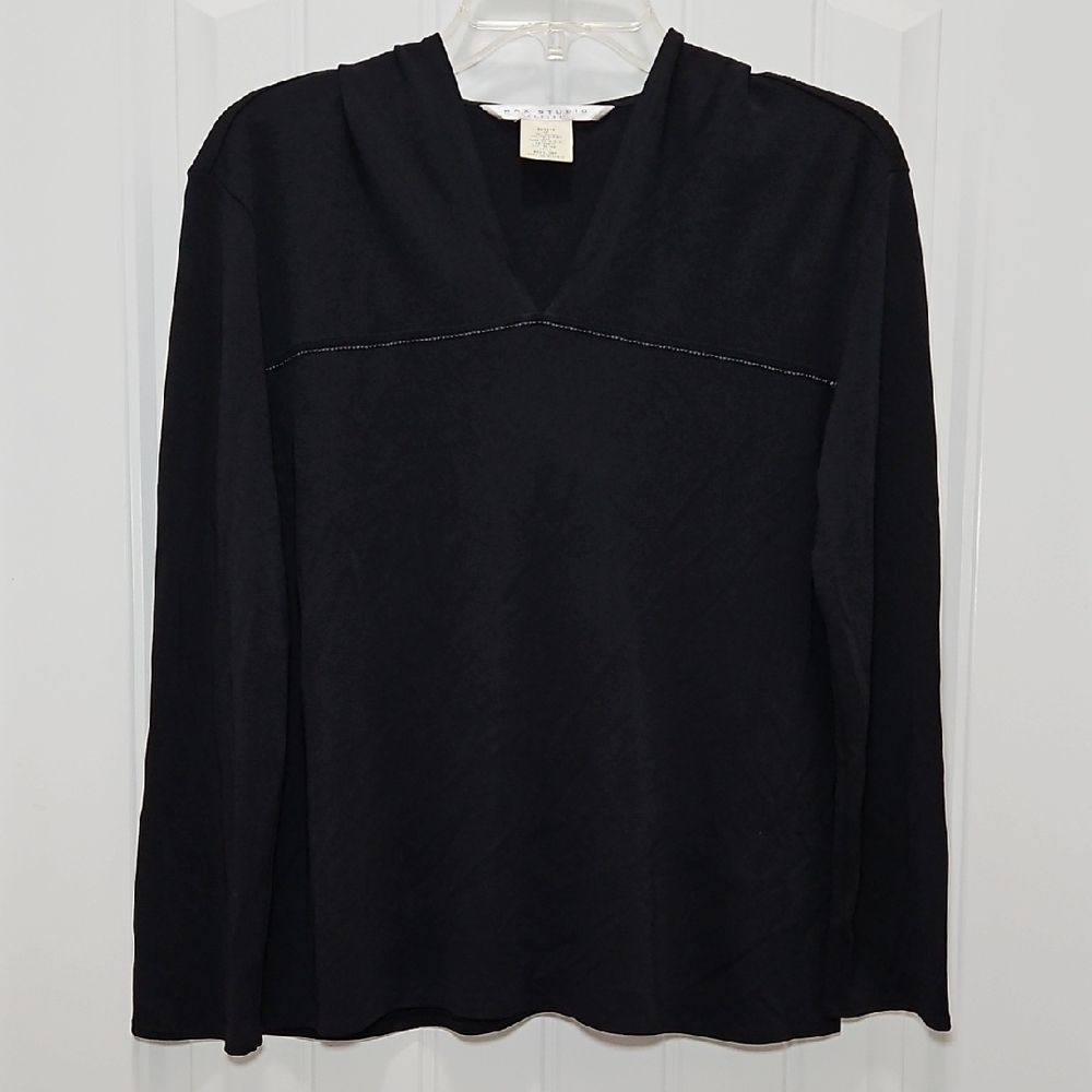 Max Studio Long Sleeve Hooded Top
